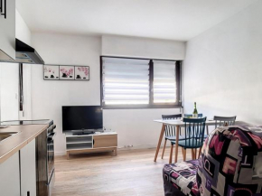 Charmant T2 rénové à 300m de la plage avec parking privé �� Courseulles-sur-Mer - FR-1-746-3